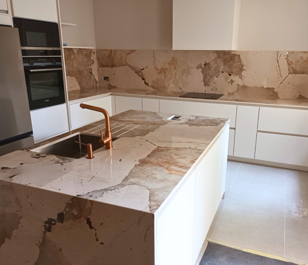 cuisine-dekton-khalo-marbrerie-geoffroy